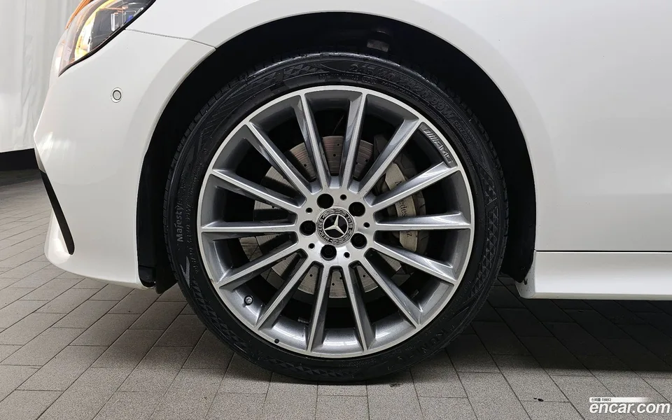 Mercedes-Benz E-Class E450 4MATIC 2023 — миниатюра 5