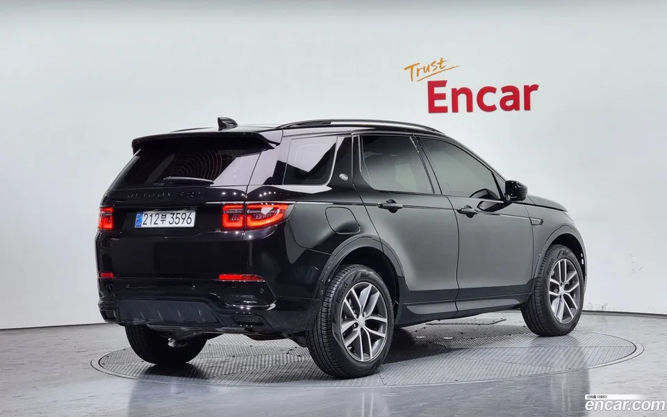 Land Rover Discovery Sport P250 SE 2024 — миниатюра 2