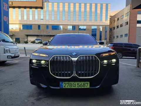 BMW 7 Series 2025 buy in Moscow