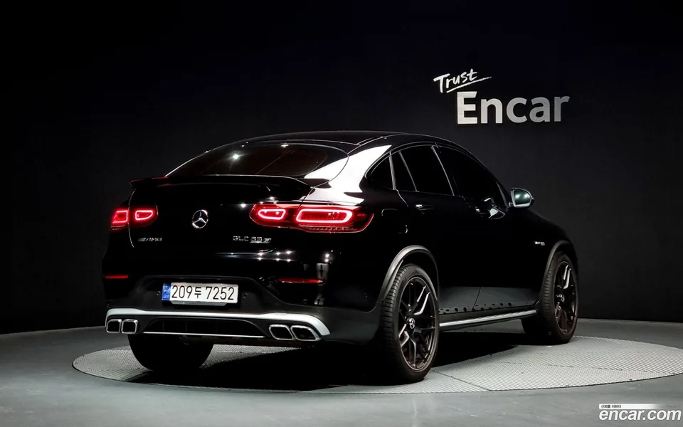 Mercedes-Benz GLC-Class AMG GLC63 S 4MATIC+ 2023 — миниатюра 2