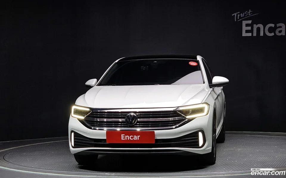 Volkswagen Jetta 1.5 TSI 2023 — миниатюра 3