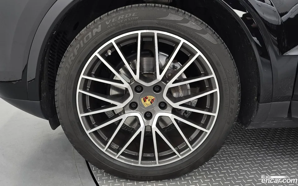 Porsche Cayenne 3.0 2022 — миниатюра 5