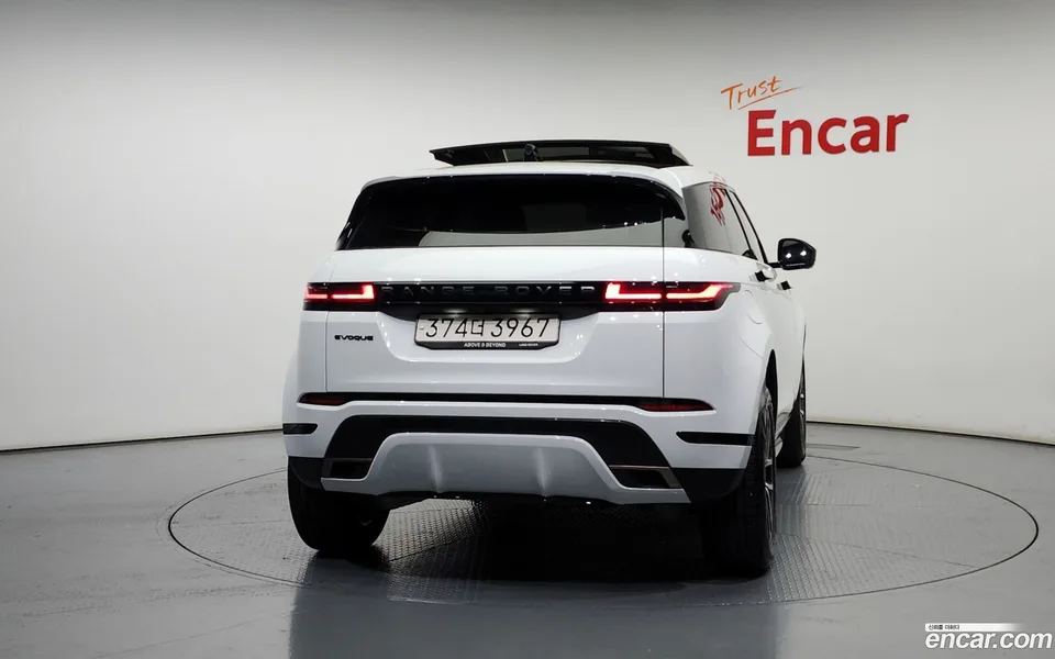 Land Rover Range Rover Evoque P250 SE 2024 — миниатюра 4