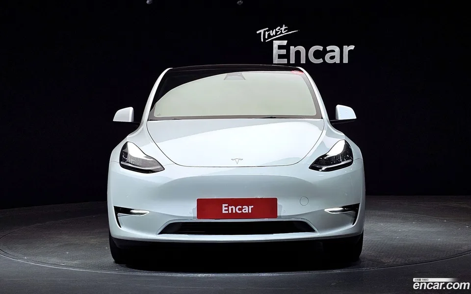 Tesla Model Y AWD 2022 — миниатюра 3