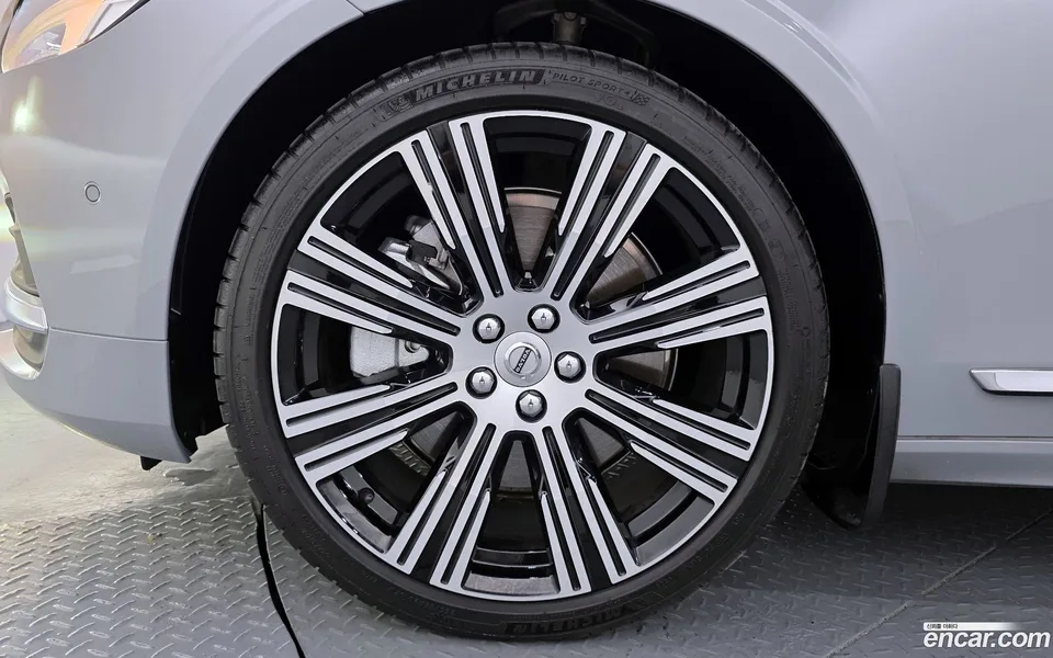 Volvo S90 B6 AWD 2024 — миниатюра 5