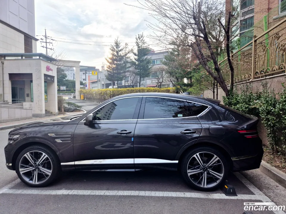 Genesis GV80 Coupe 2.5T AWD 2024 — миниатюра 2