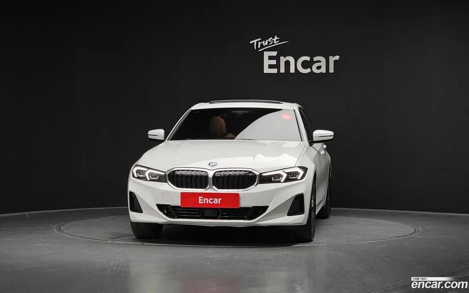 BMW 3 Series 320i 2024 — миниатюра 3
