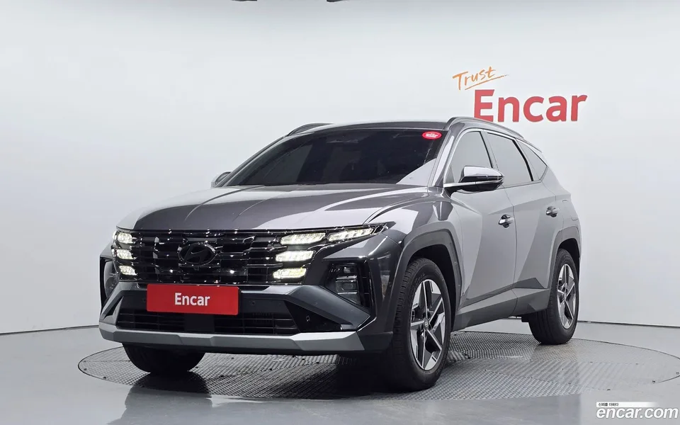 Hyundai Tucson Hybrid NX4 HEV 1.6 2WD 2024 — фото 1, купить с доставкой в Москву