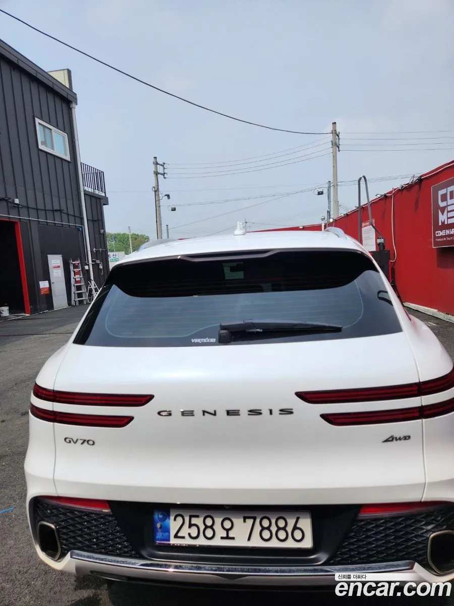 Genesis GV70 2.5T AWD 2023 — миниатюра 5