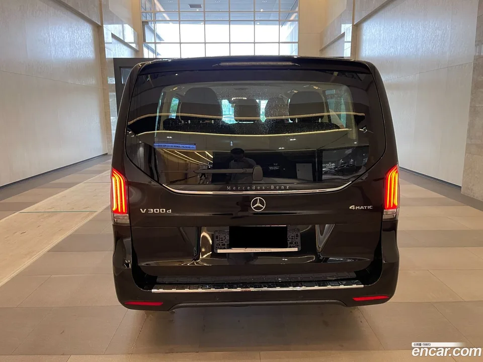 Mercedes-Benz V-Class V300 CDI 2025 — миниатюра 4