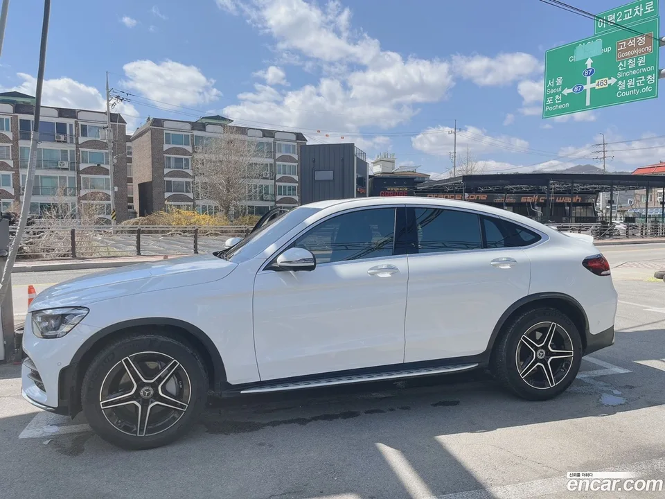 Mercedes-Benz GLC-Class GLC300 4MATIC 2023 — миниатюра 4