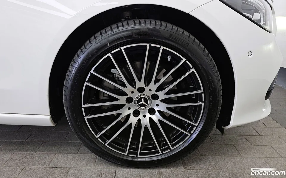 Mercedes-Benz C-Class C200 2024 — миниатюра 2