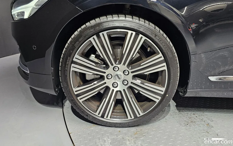 Volvo S90 B6 AWD 2023 — миниатюра 5