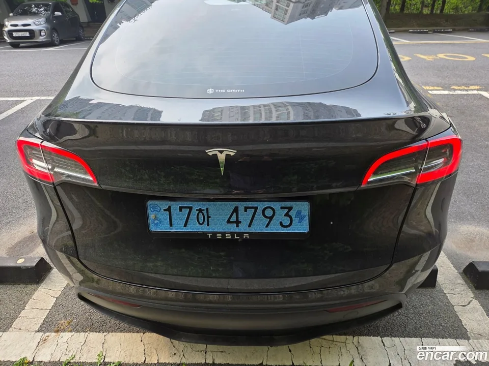 Tesla Model Y RWD 2024 — миниатюра 4