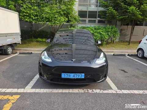 Tesla Model Y 2024 купить в Москве