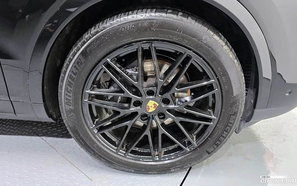 Porsche Cayenne 3.0 2024 — миниатюра 5
