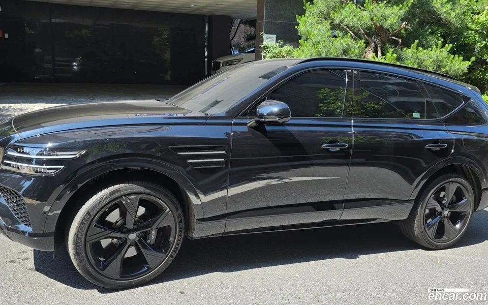 Genesis GV80 3.5T AWD 2025 — фото 1, купить с доставкой в Москву