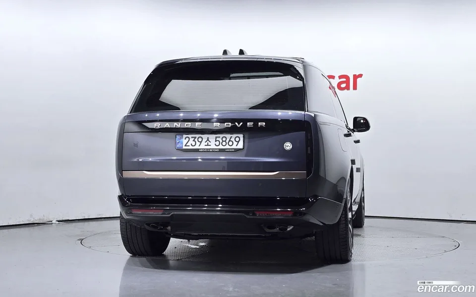 Land Rover Range Rover P615 SV LWB 2024 — миниатюра 4