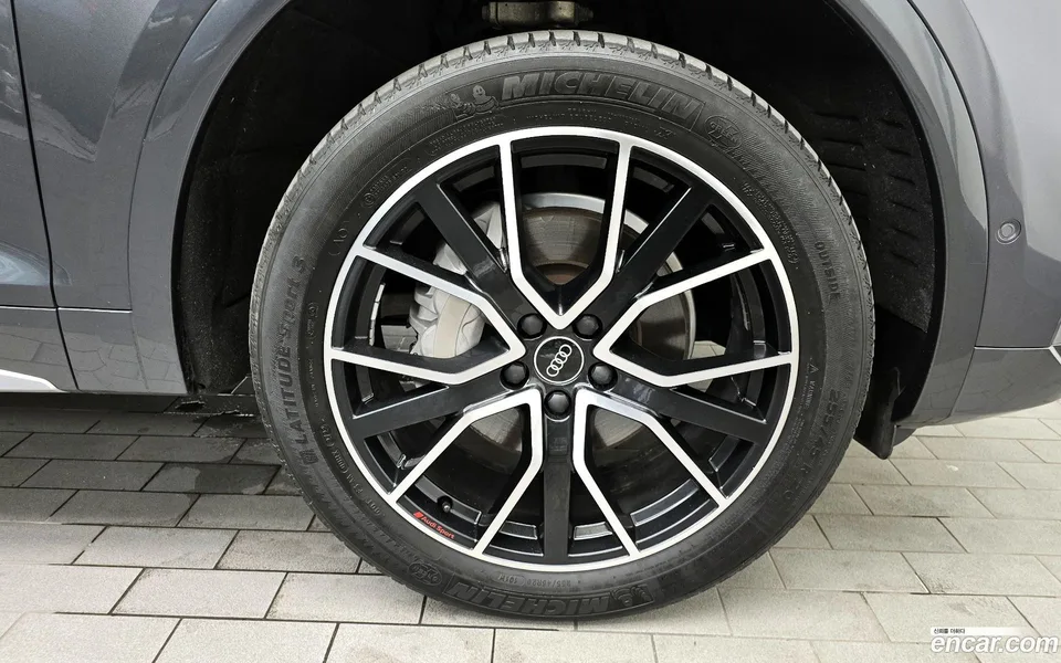 Audi Q5 45 TFSI 2023 — миниатюра 5