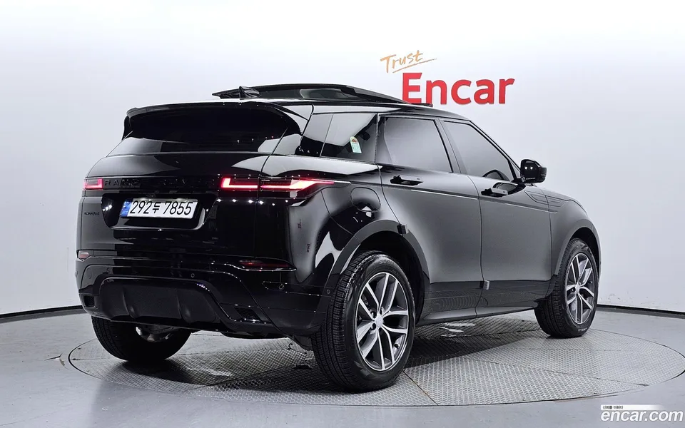 Land Rover Range Rover Evoque P250 SE 2024 — миниатюра 2