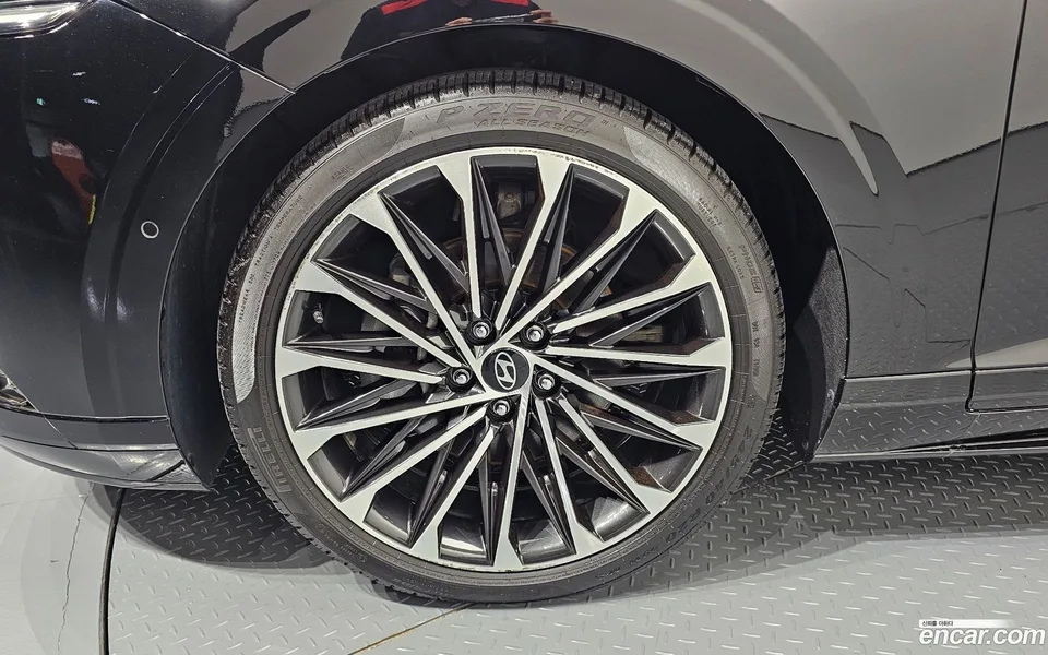 Hyundai Grandeur 2.5 2WD 2023 — миниатюра 5
