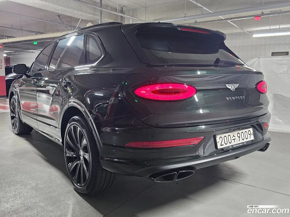 Bentley Bentayga 4.0 V8 EWB 2024 — миниатюра 2