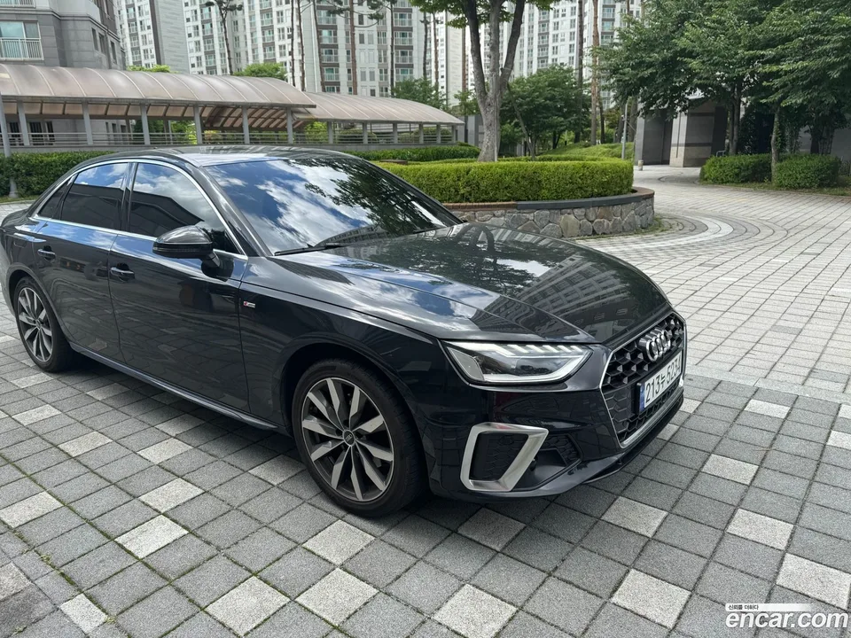 Audi A4 40 TFSI 2023 — миниатюра 4