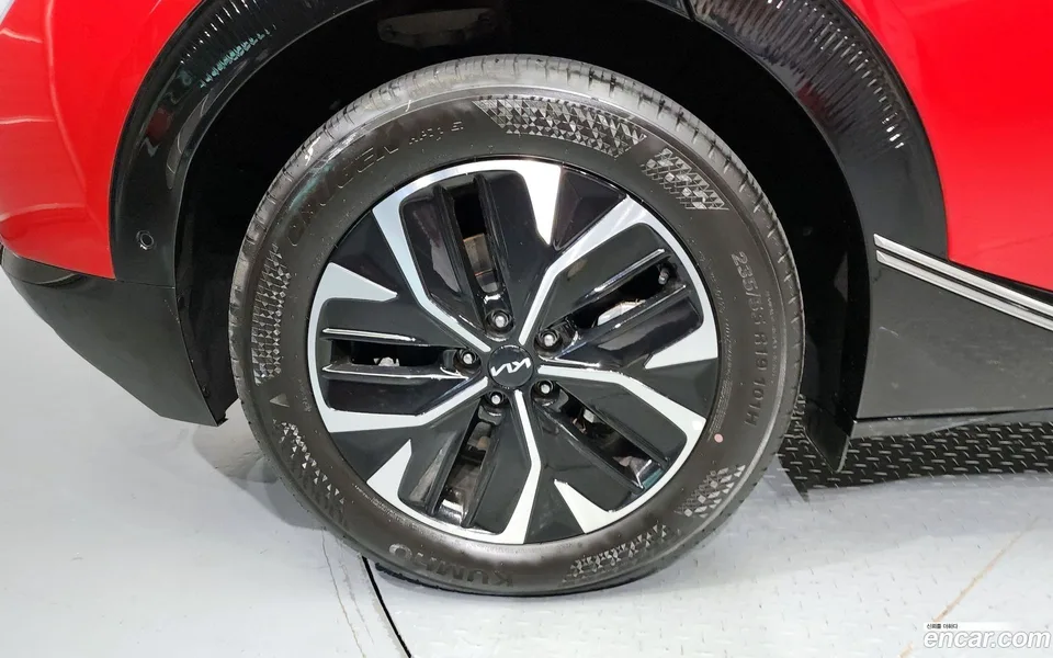Kia EV6 4WD 2023 — миниатюра 5
