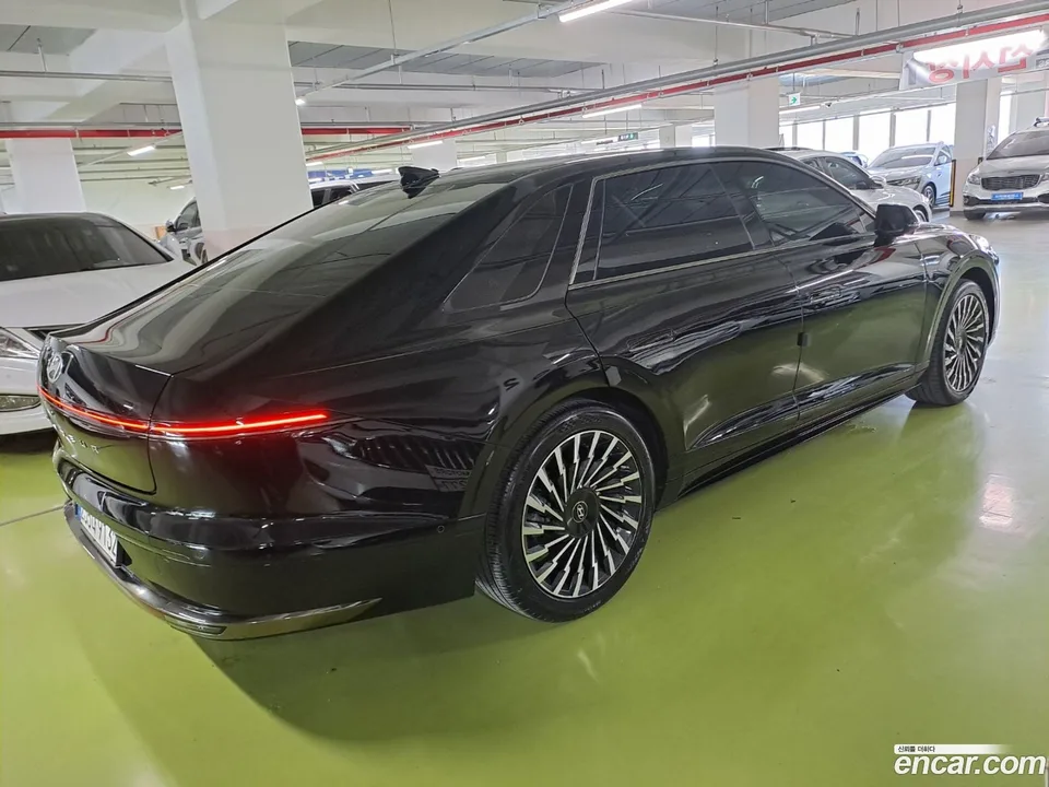 Hyundai Grandeur Hybrid 2023 — миниатюра 2