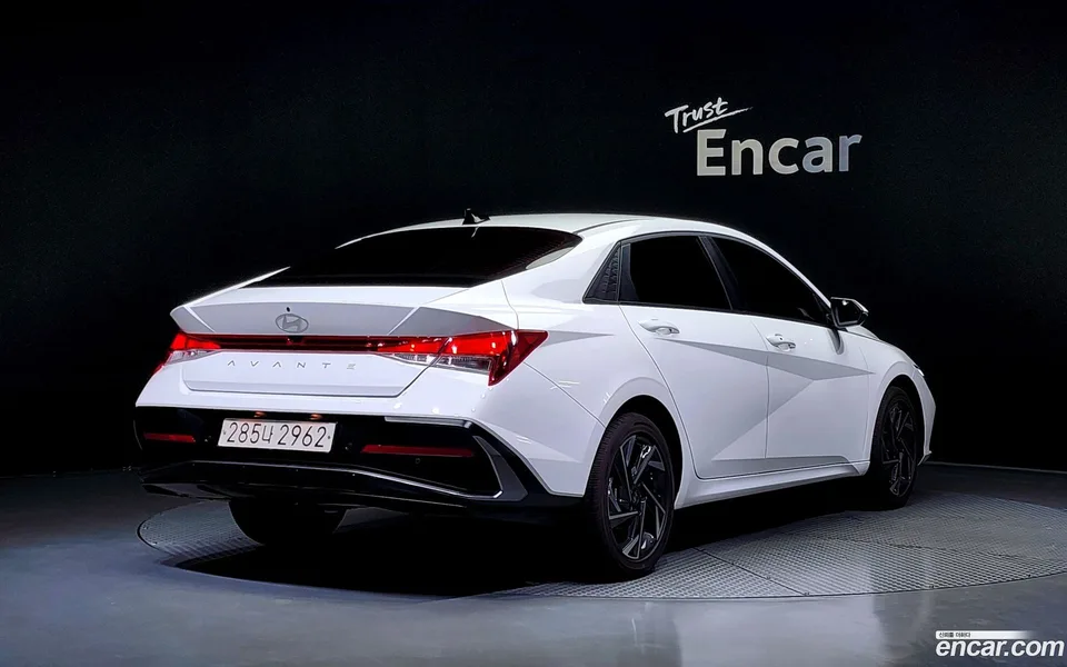 Hyundai Avante CN7 1.6 LPi 2025 — миниатюра 2