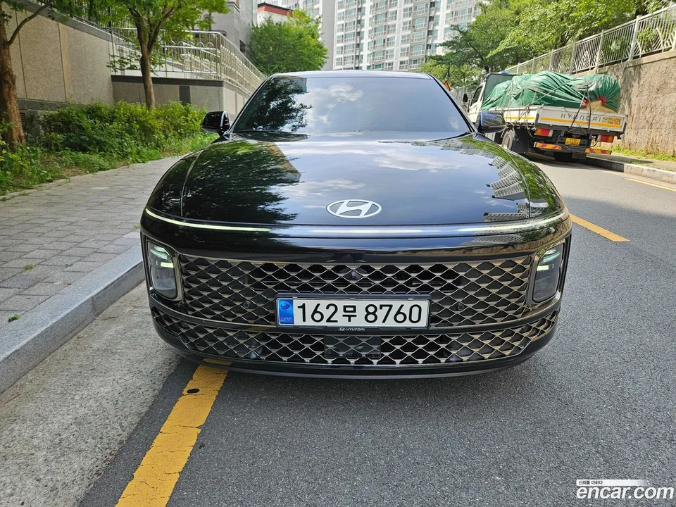 Hyundai Grandeur Hybrid 2024 — миниатюра 3