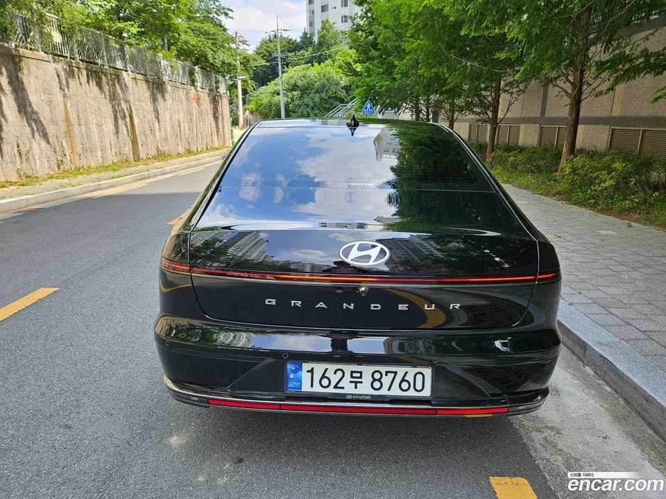 Hyundai Grandeur Hybrid 2024 — миниатюра 4