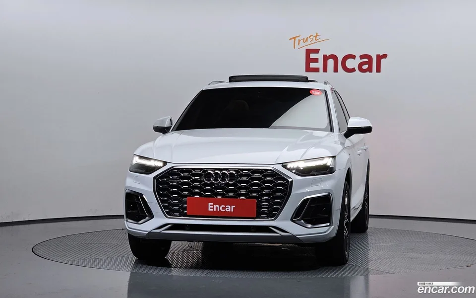 Audi Q5 45 TFSI 2023 — миниатюра 3