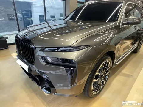 BMW X7 2025 купить в Москве