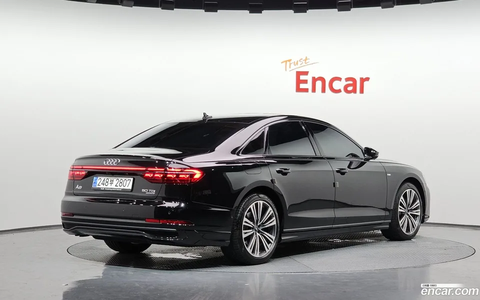 Audi A8 50 TDI 2023 — миниатюра 2