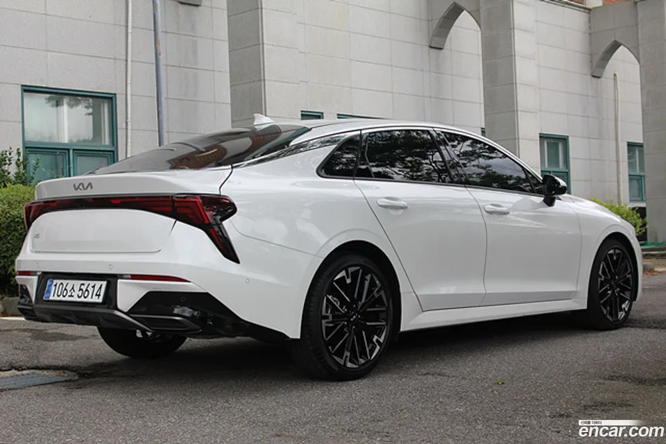 Kia K5 1.6 2024 — миниатюра 2