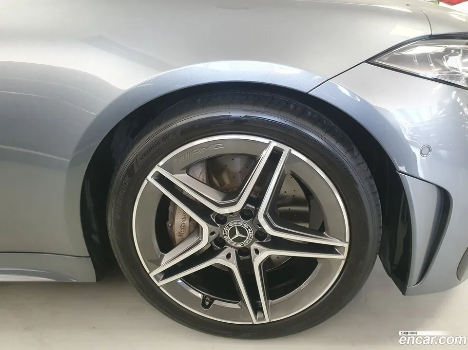 Mercedes-Benz CLS-Class CLS300d 4MATIC 2022 — миниатюра 5
