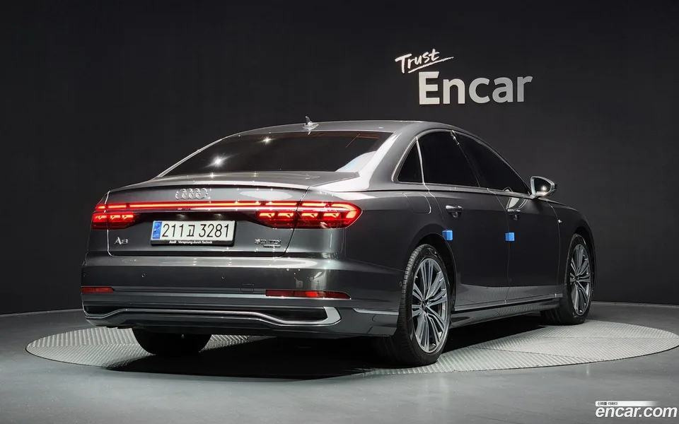 Audi A8 50 TDI 2023 — миниатюра 2