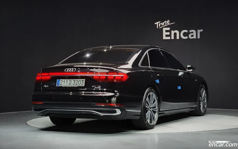 Audi A8 50 TDI 2023 — миниатюра 2
