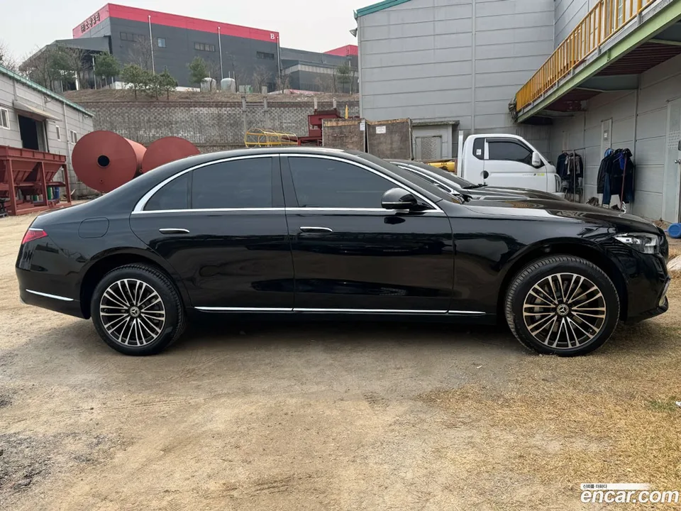 Mercedes-Benz S-Class S350 d 4MATIC 2025 — миниатюра 3