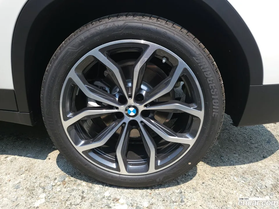 BMW X4 xDrive20i xLine 2025 — миниатюра 5