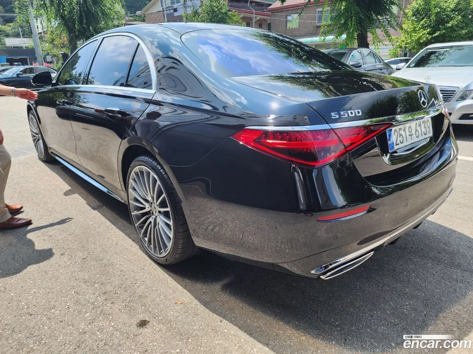 Mercedes-Benz S-Class S500L 4MATIC 2023 — миниатюра 4