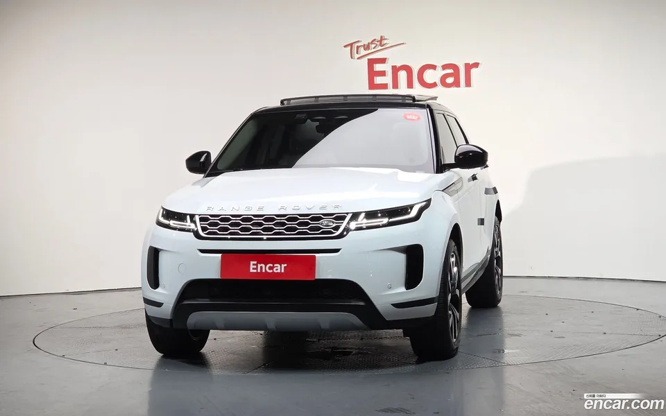 Land Rover Range Rover Evoque P250 SE 2023 — миниатюра 3