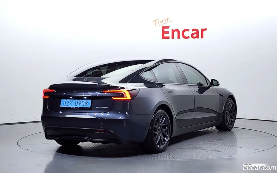 Tesla Model 3 AWD 2024 — миниатюра 2