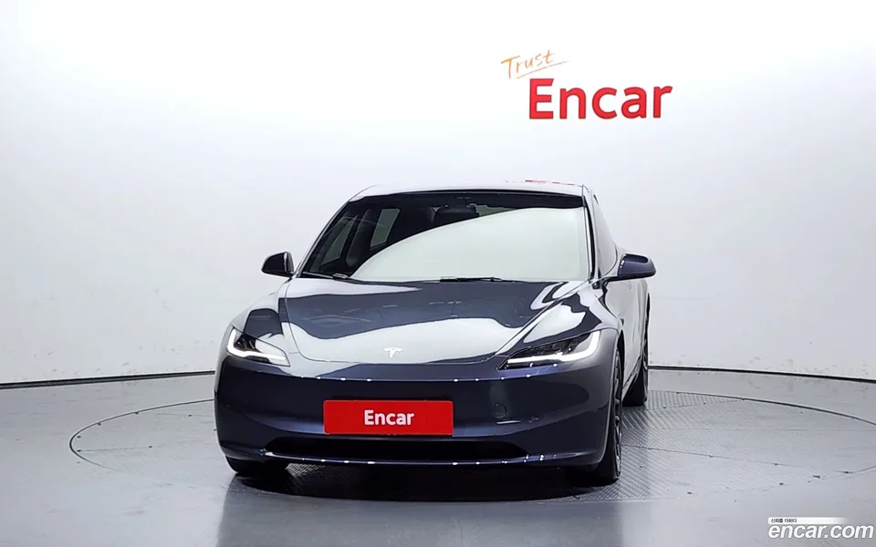Tesla Model 3 AWD 2024 — миниатюра 3