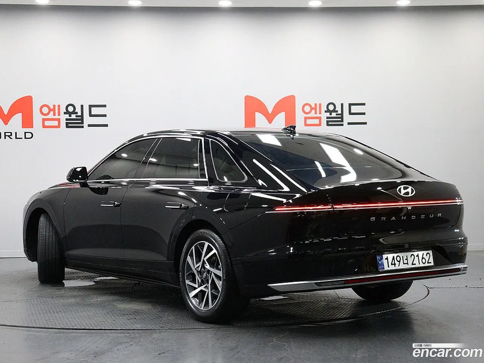 Hyundai Grandeur Hybrid 2023 — миниатюра 4