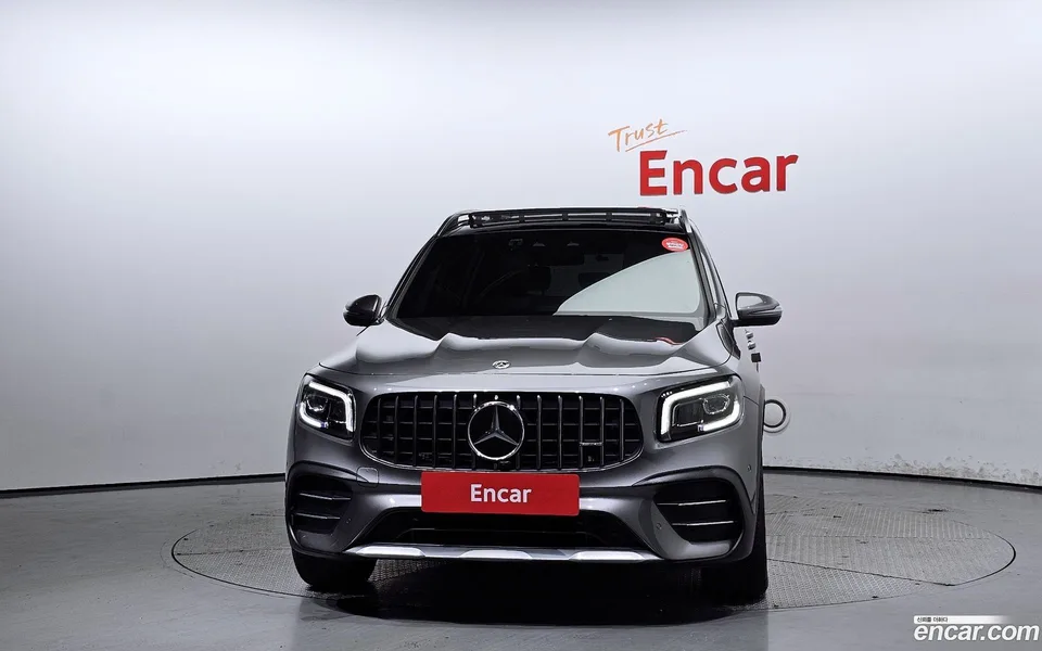Mercedes-Benz GLB-Class AMG GLB35 4MATIC 2023 — миниатюра 3