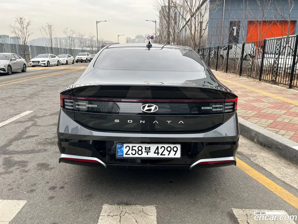 Hyundai Sonata The Edge 2.0 2025 — миниатюра 5