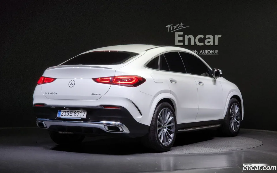 Mercedes-Benz GLE-Class GLE400d 4MATIC 2023 — миниатюра 2