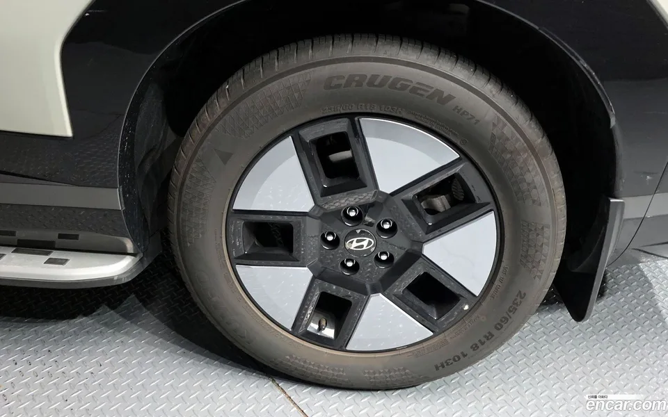 Hyundai Santa Fe HEV 1.6 2WD 2023 — миниатюра 5